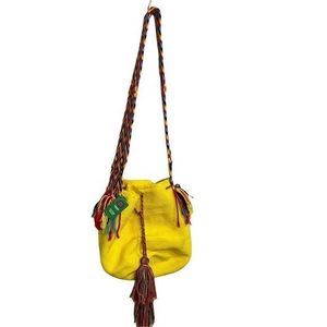 Handwoven Wayuu/Mochilla Authentic Multi-color‎ Woven Knit Bucket Bag